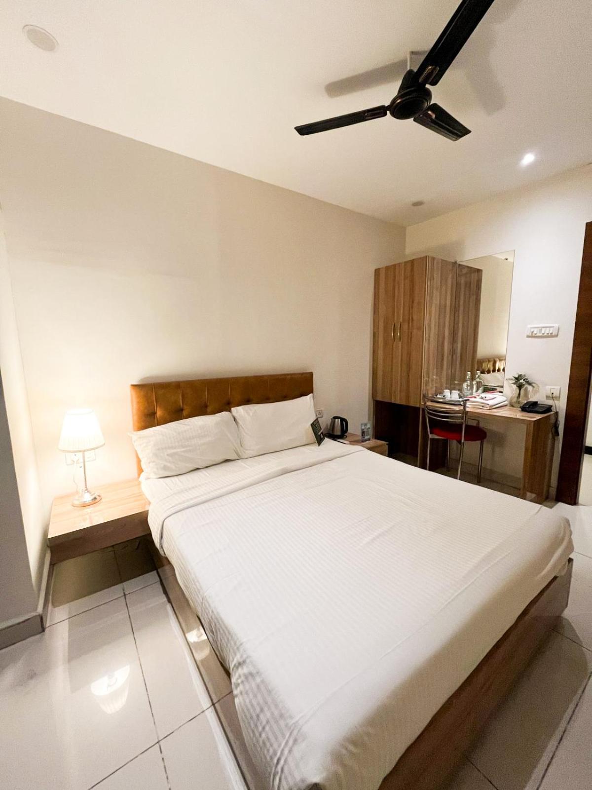 Hotel Hibiscus Tree- Bachupally Hyderabad Ngoại thất bức ảnh